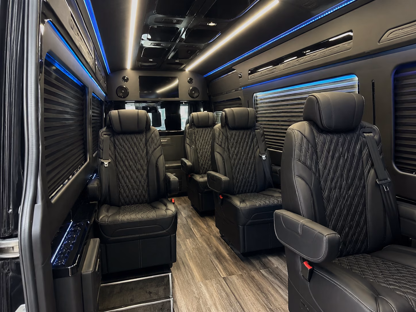 amarillo 10 passenger sprinter van interior