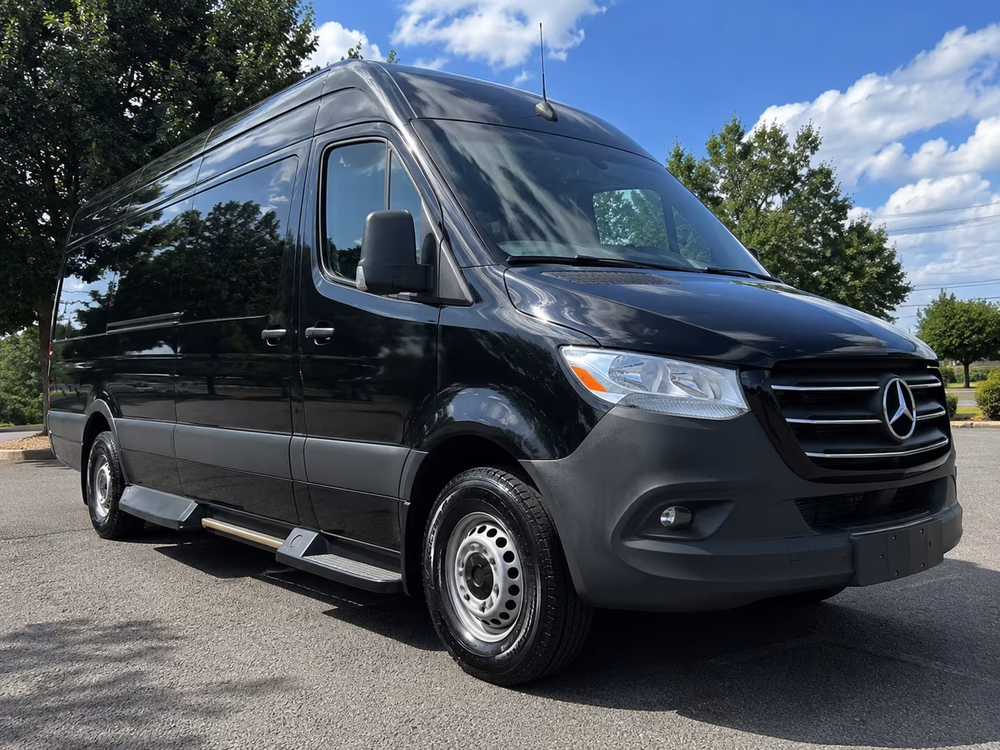 amarillo 12 passenger sprinter van