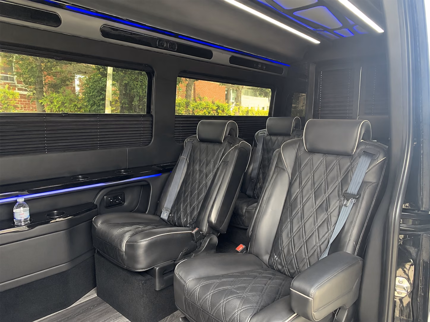 amarillo 20 passenger sprinter van interior